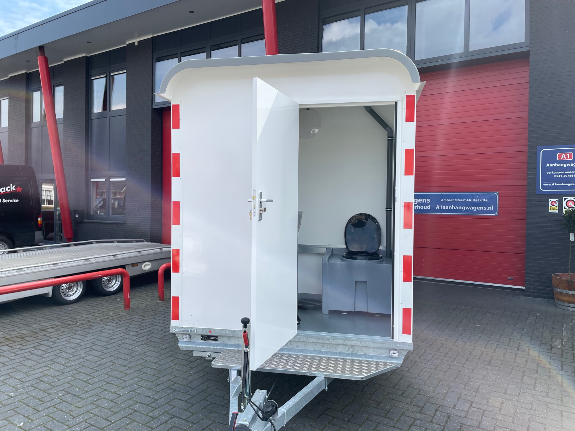 Anssems PTS schaftwagen met toilet