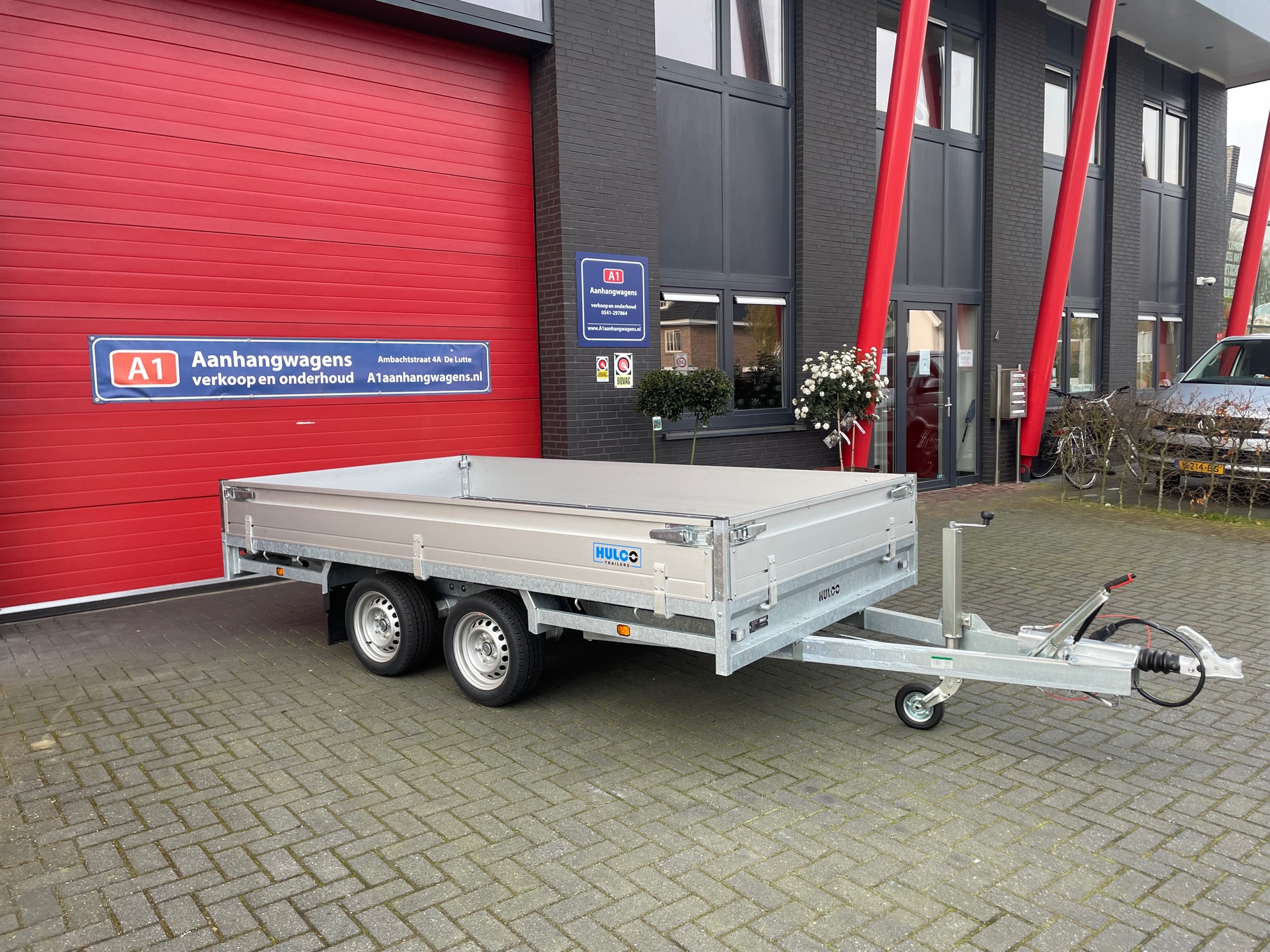 Hulco Medax dubbel-as plateauwagen