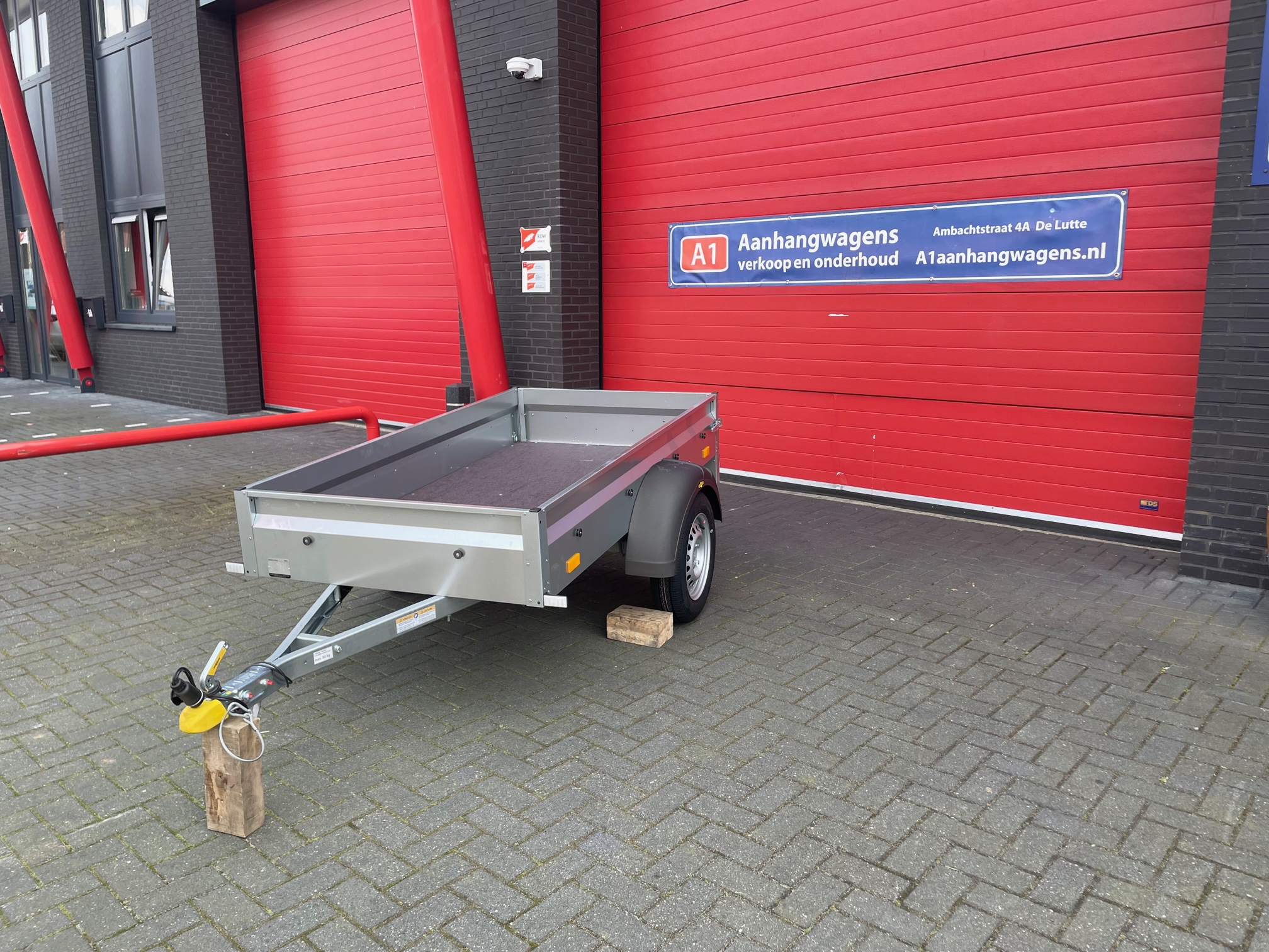 Humbaur Steely enkel-as bakwagen