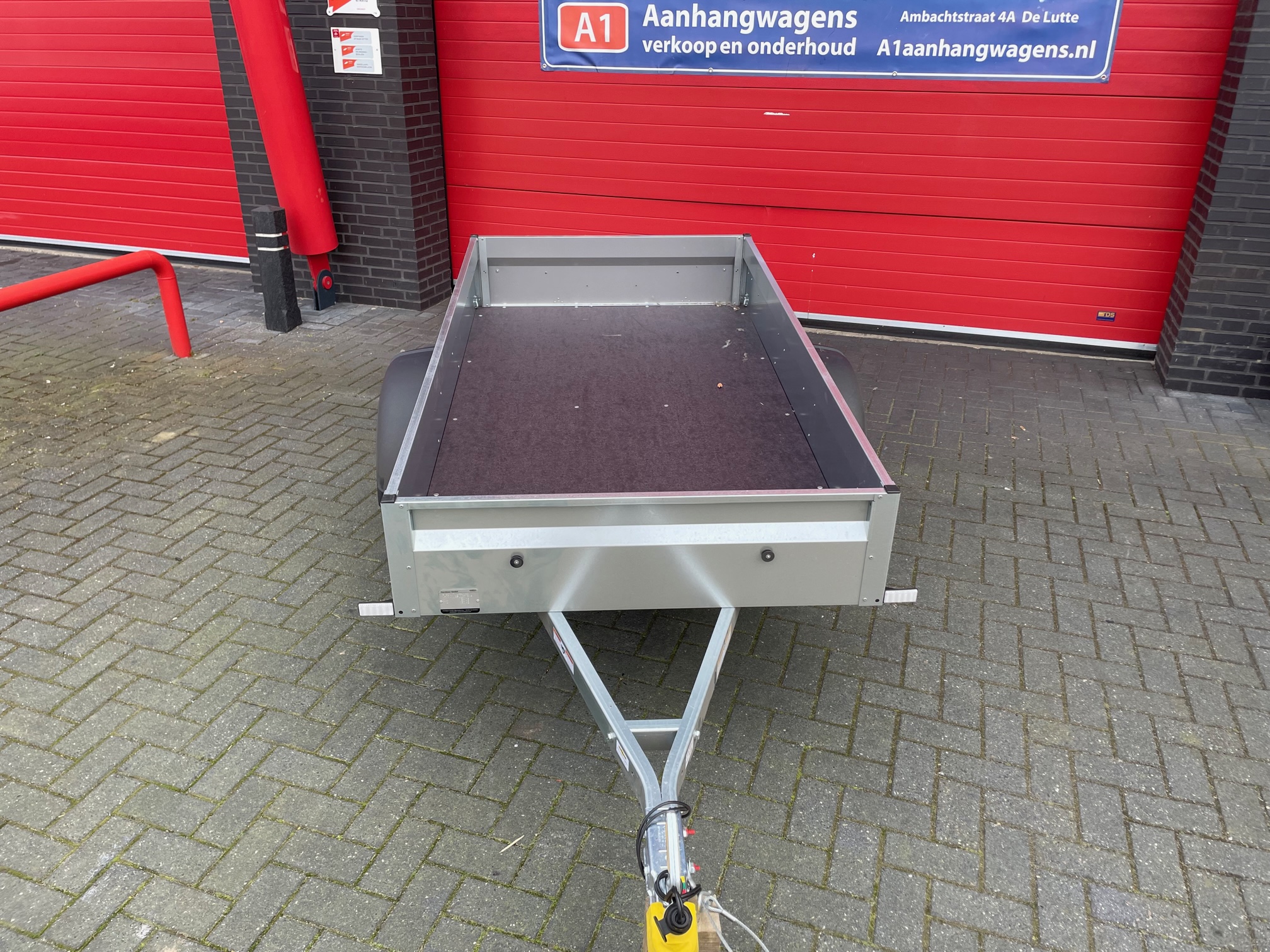 Humbaur Steely enkel-as bakwagen