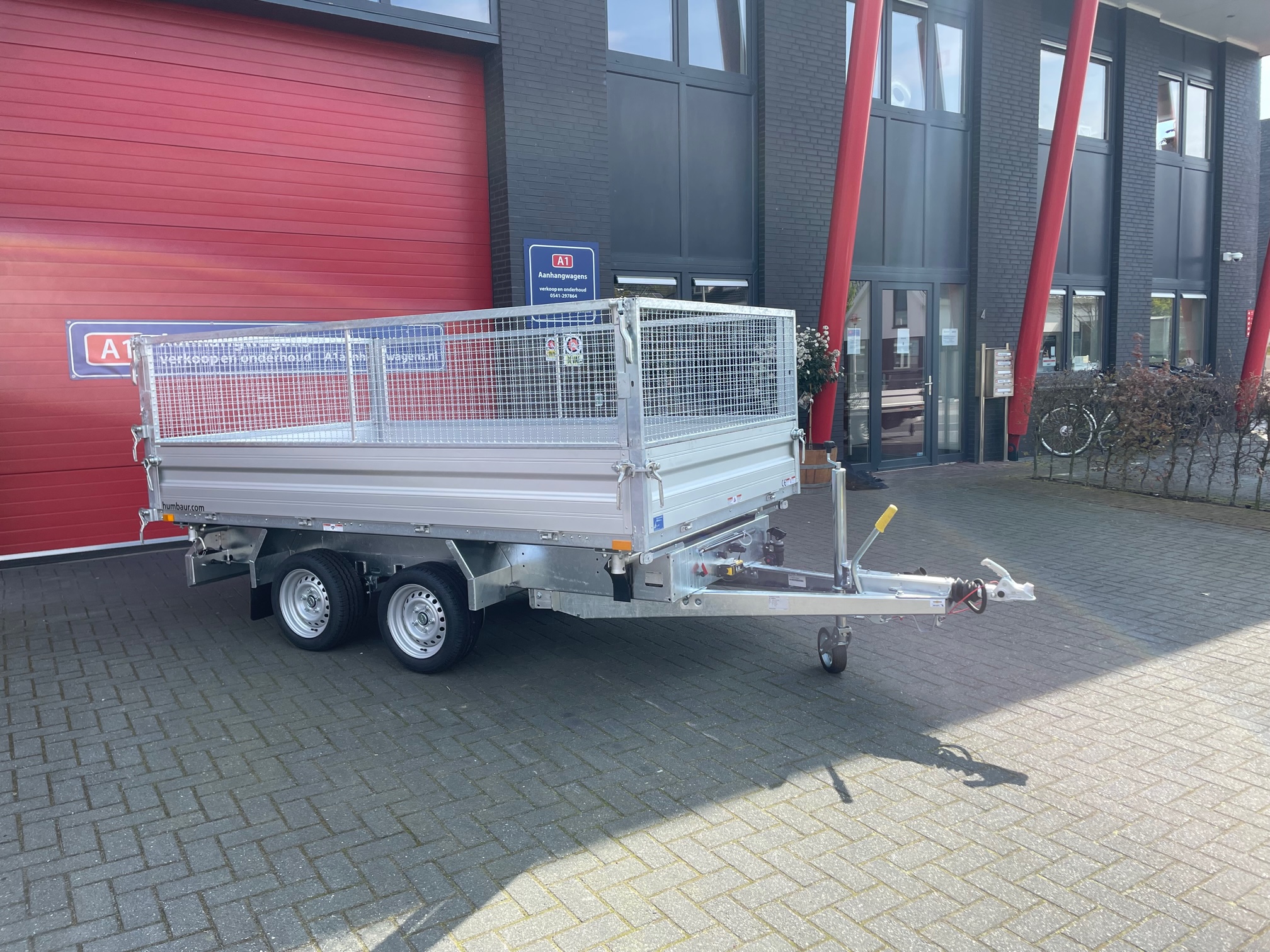 Humbaur HTK dubbel-as driezijdige elektrische kipper incl. loofrek