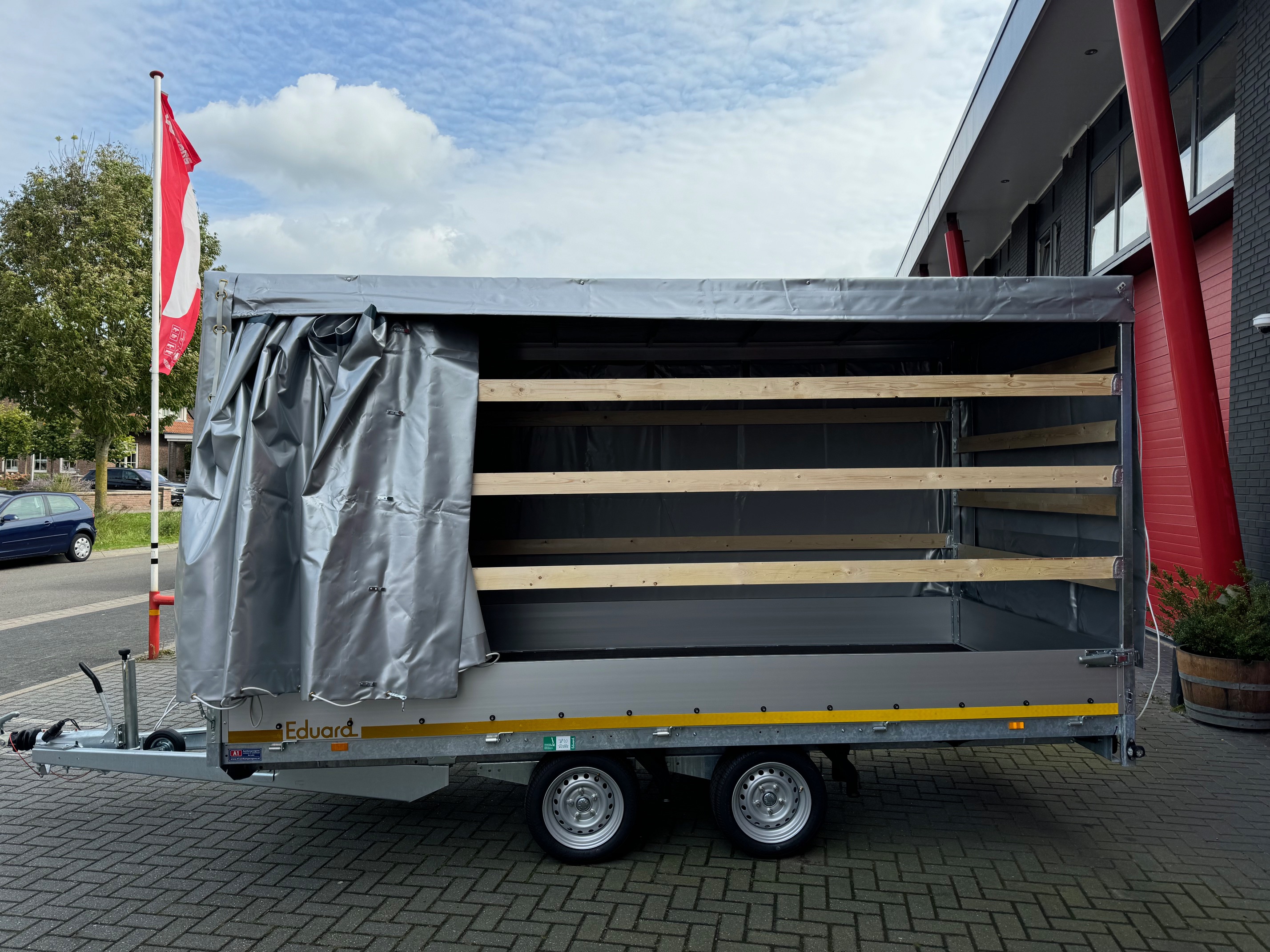 Eduard twee-assige huifaanhangwagen 3000kg (diverse maten leverbaar!)