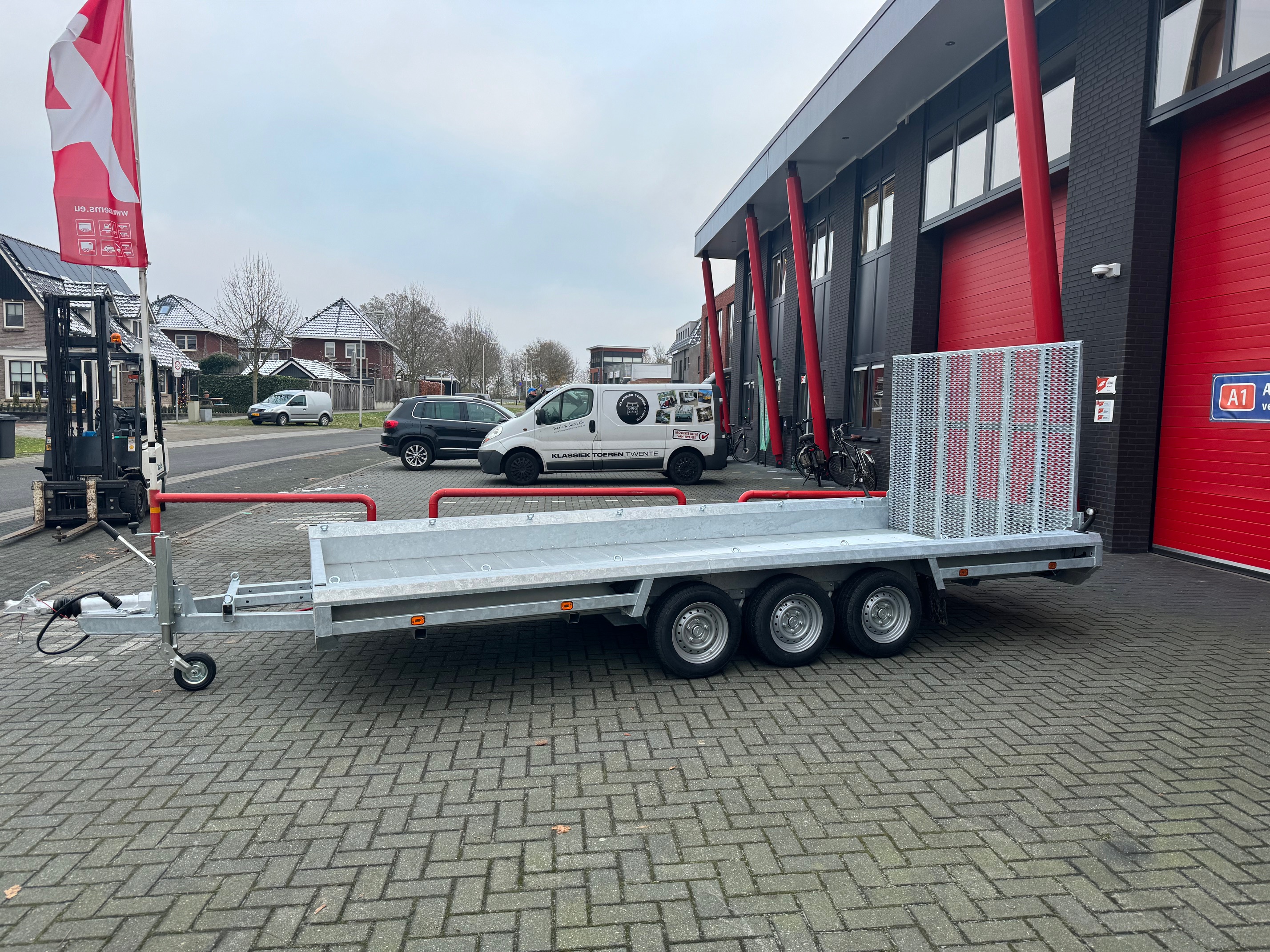 Hulco Terrax drie-asser machinetransporter 3500kg