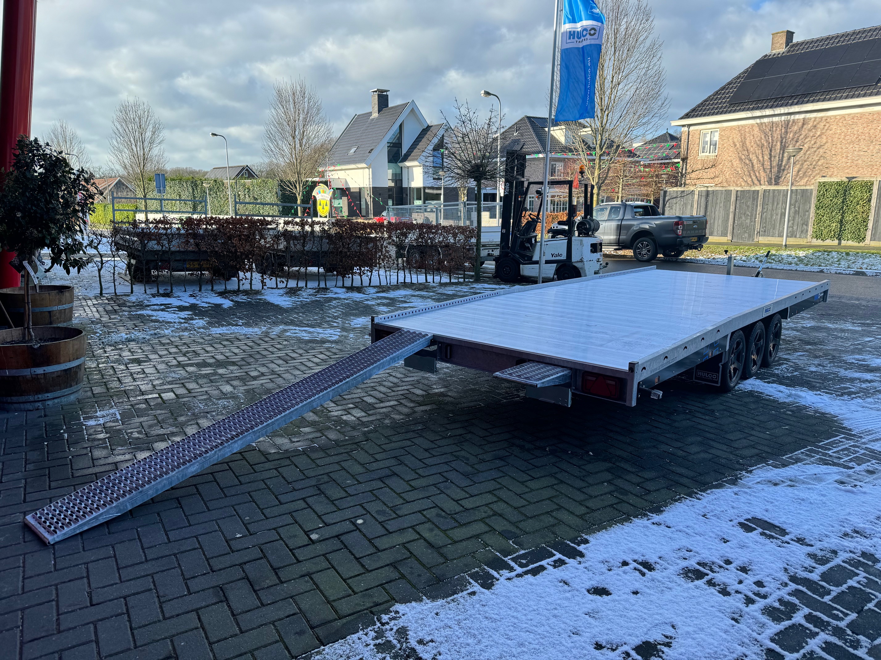 Hulco Carax Go-Getter drie-asser multi-transporter 3500kg