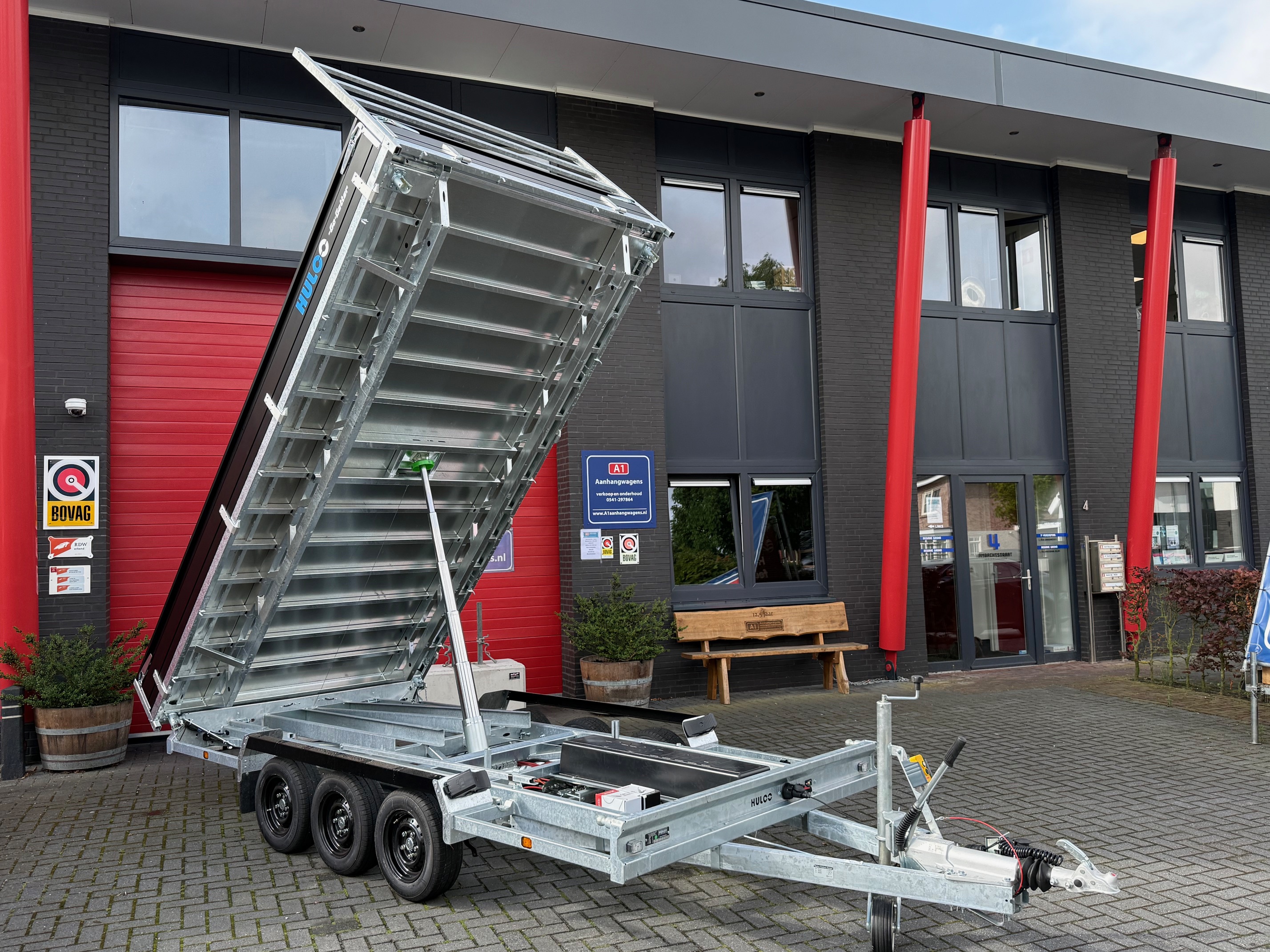 Hulco Benax Go-Getter 3-zijdige kipper 3500kg