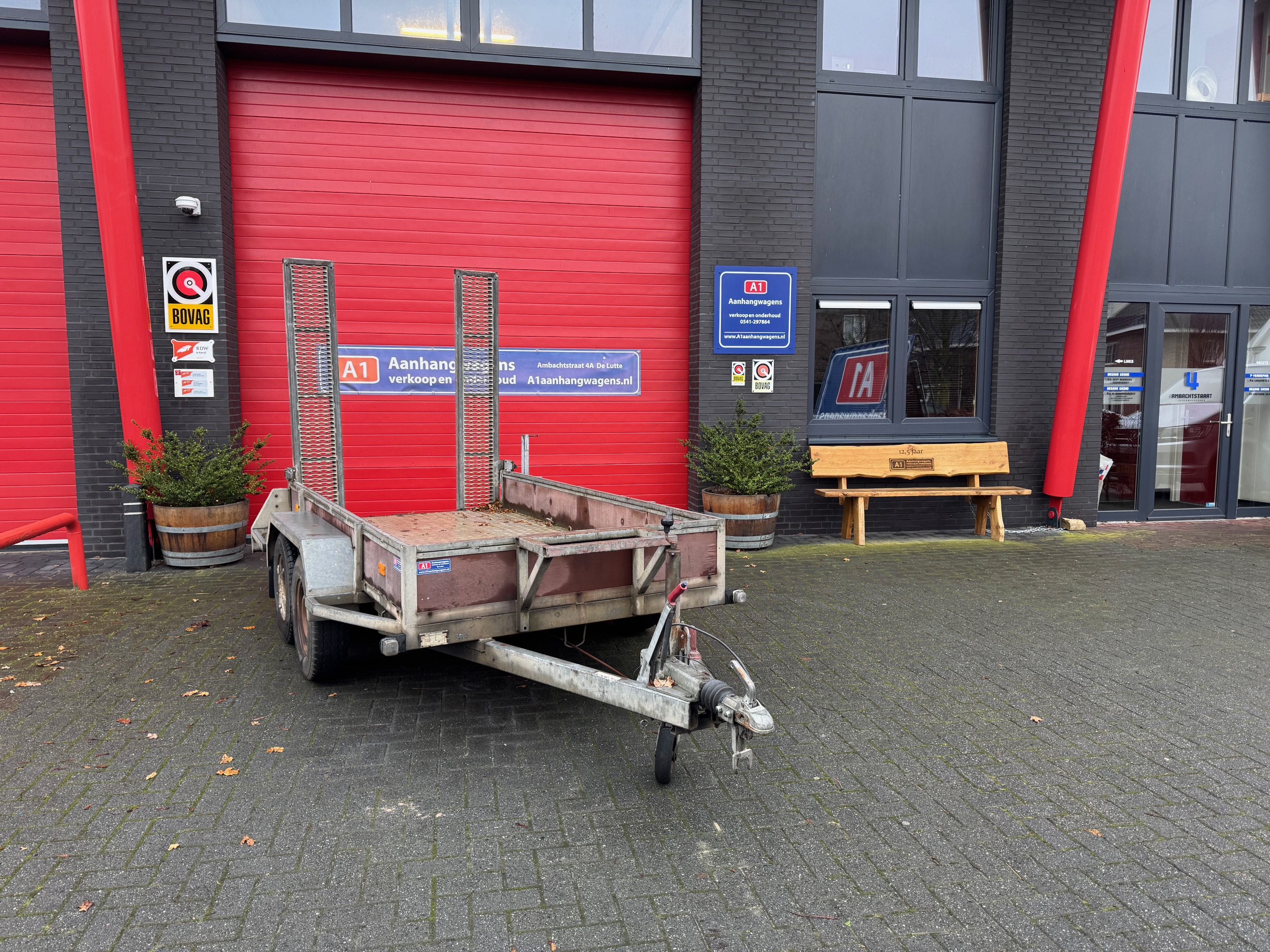 Peters dubbel-as houten machinetransporter 2700kg