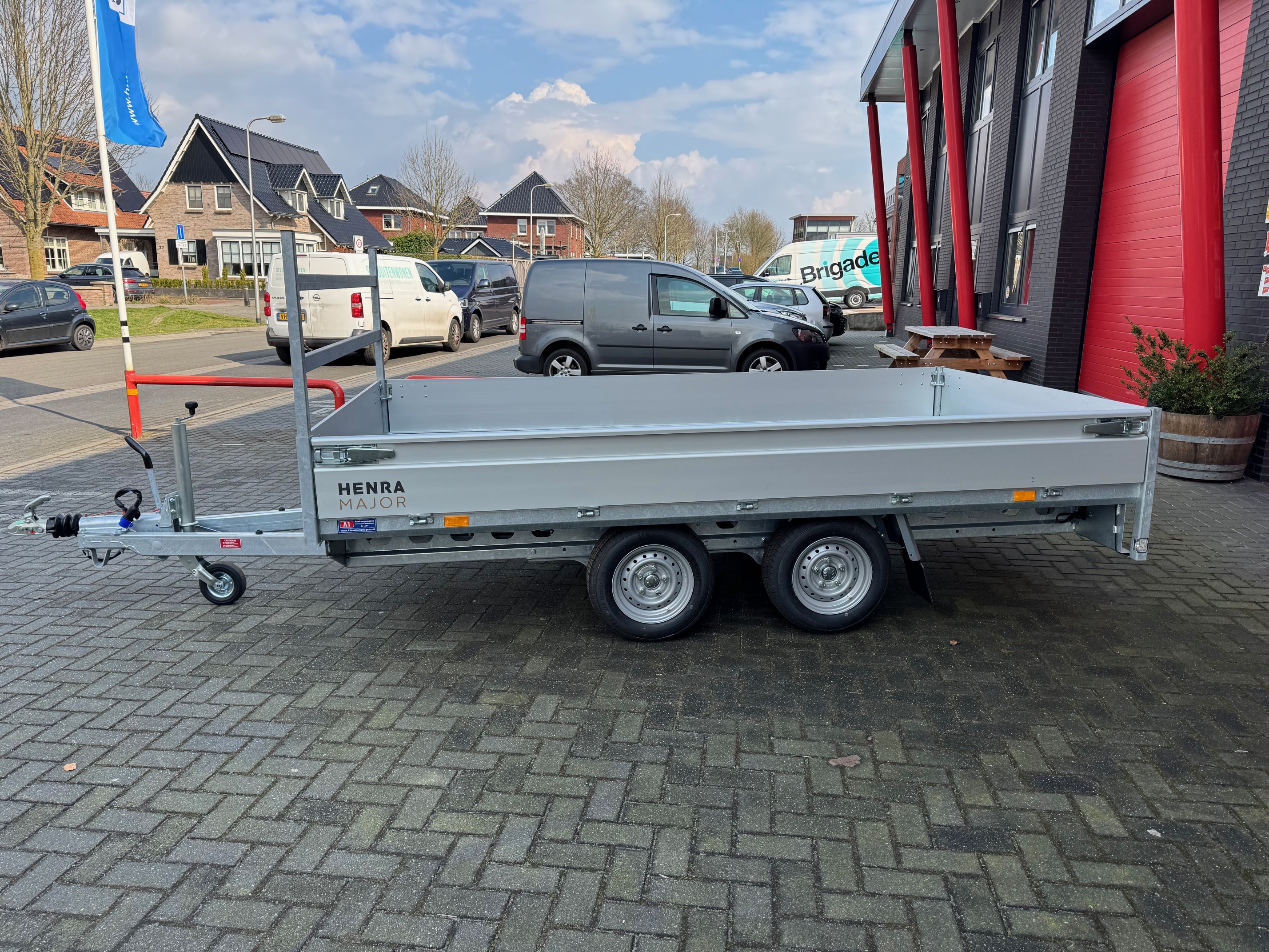 Henra Major dubbel-as plateauwagen 2700kg (330x180cm)