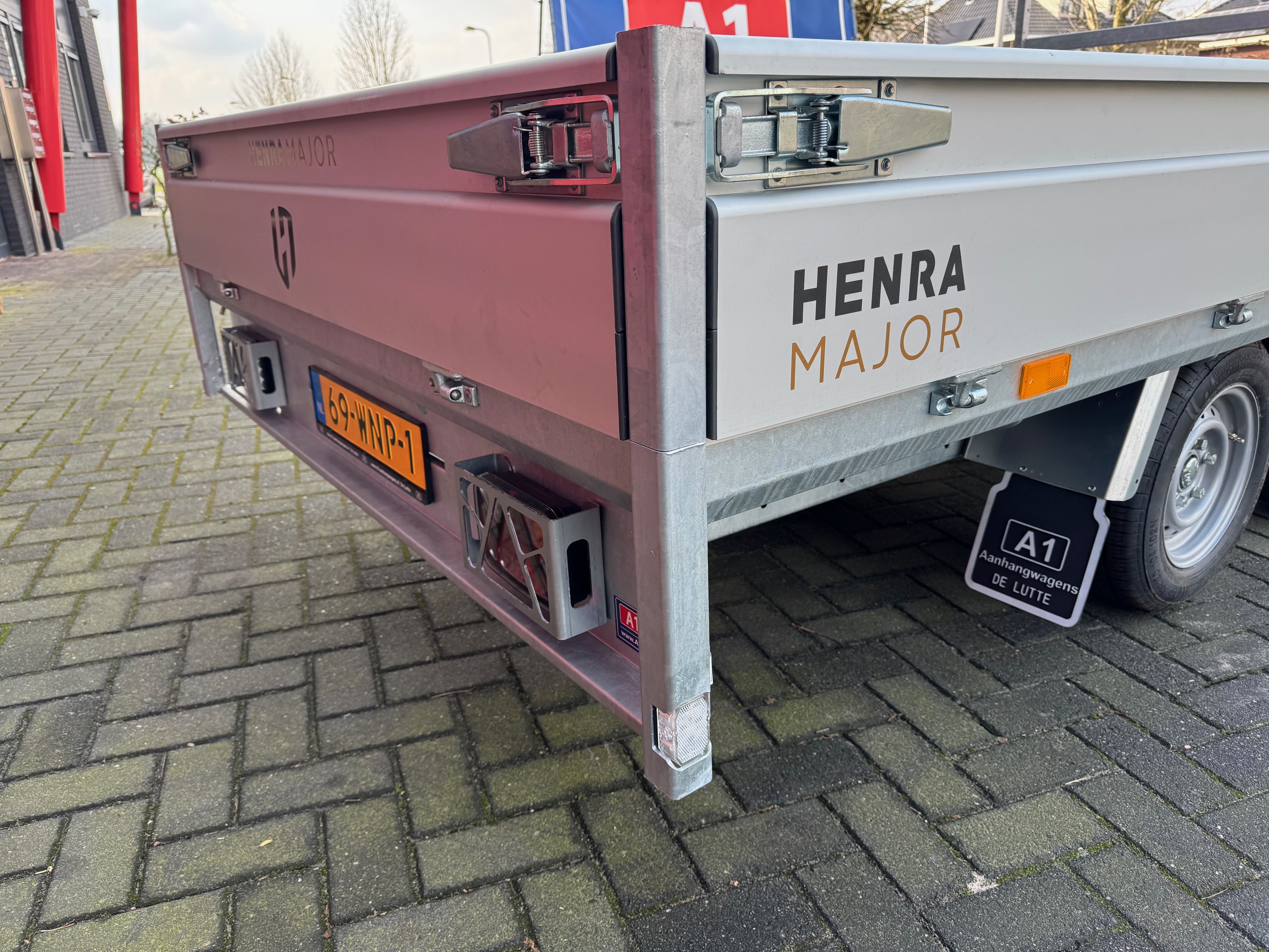 Henra Major dubbel-as plateauwagen 2700kg (330x180cm)