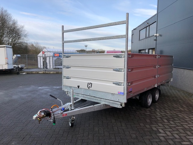 A1 trailer kippers div maten .