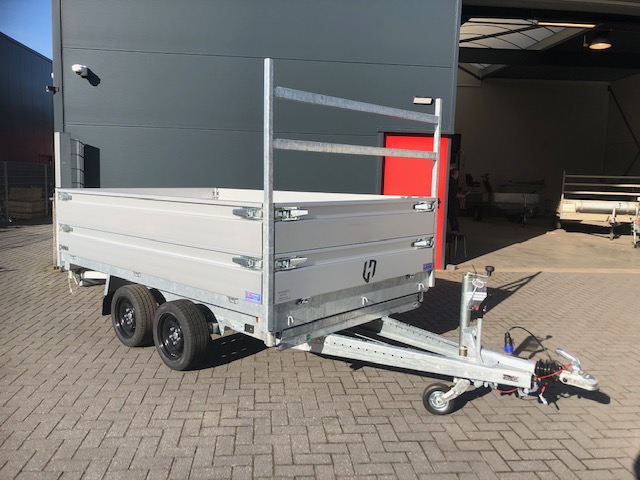 A1 trailer kippers div maten .