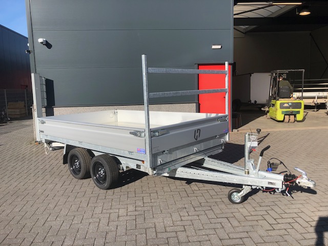 A1 trailer kippers div maten .