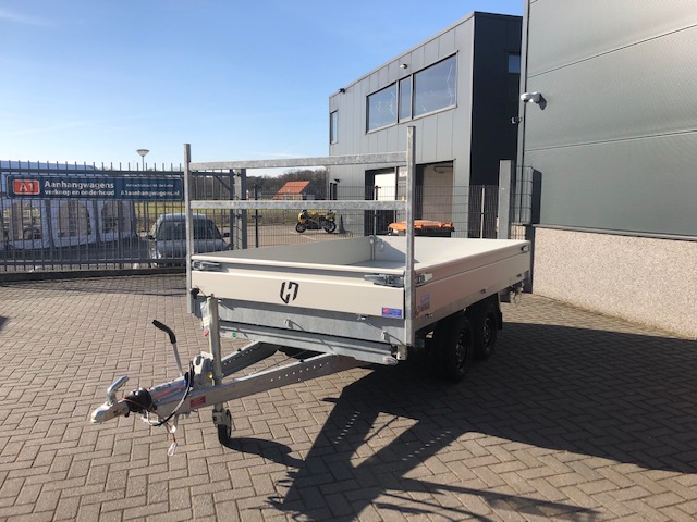 A1 trailer kippers div maten .