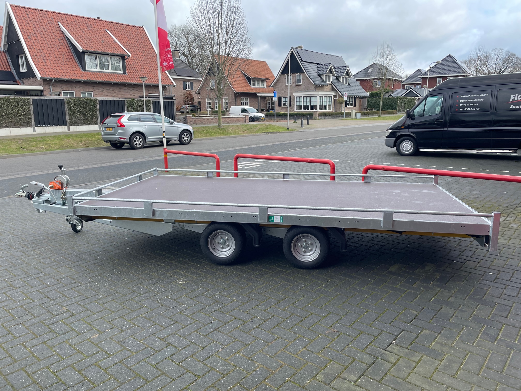 Eduard dubbel-as multitransporter 3000kg