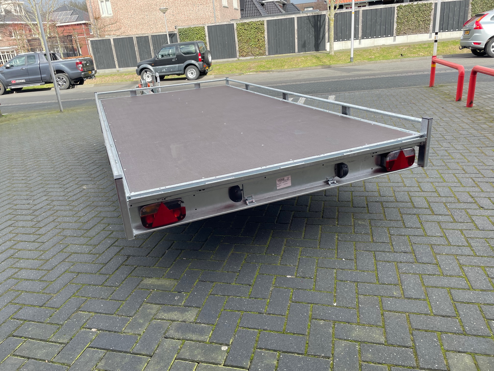 Eduard dubbel-as multitransporter 3000kg