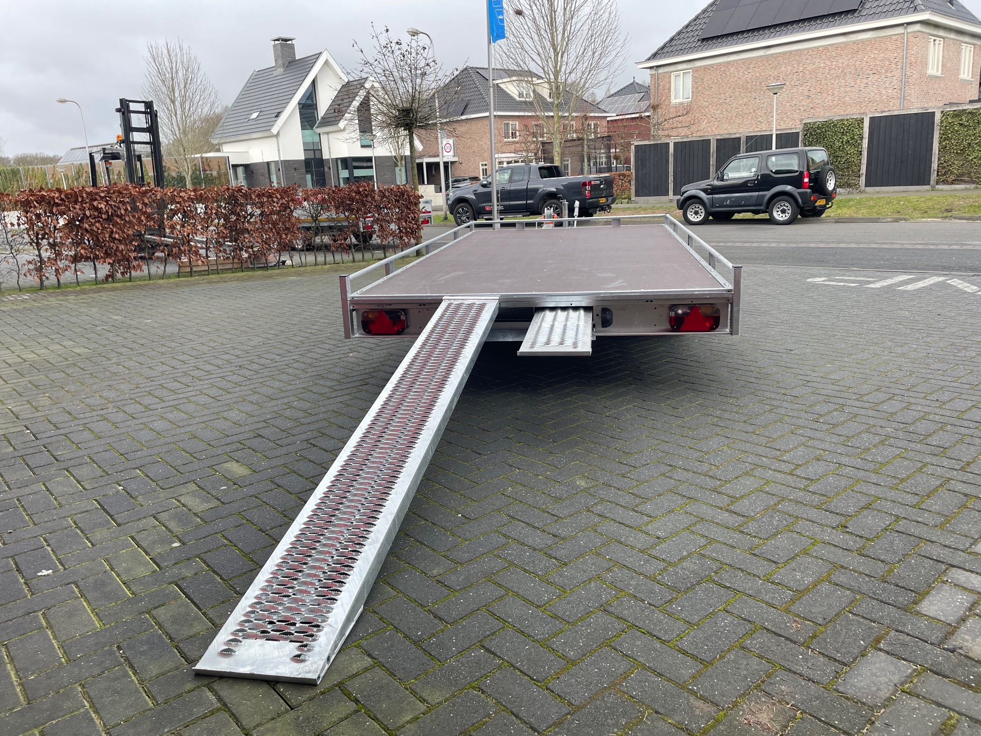 Eduard dubbel-as multitransporter 3000kg