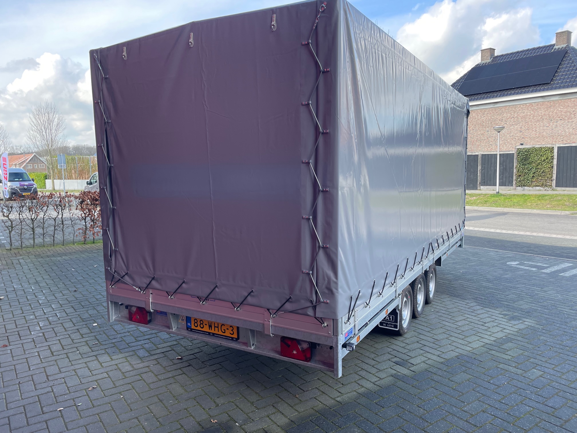 Hulco Medax tridem-as  met huif