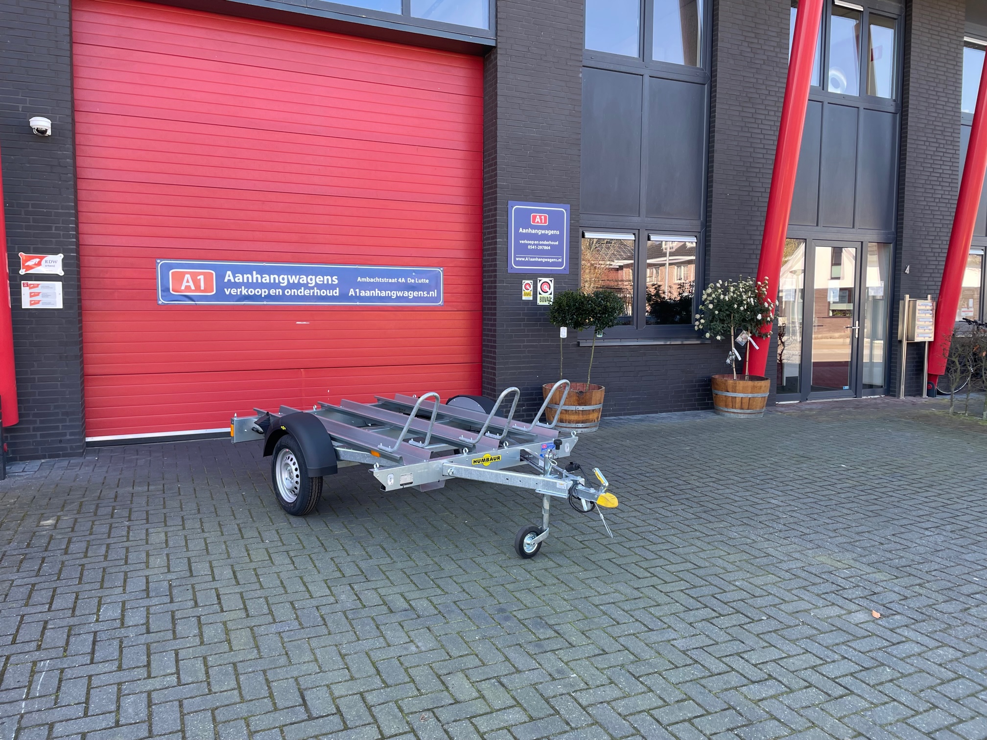 Humbaur HM enkel-as motortransporter