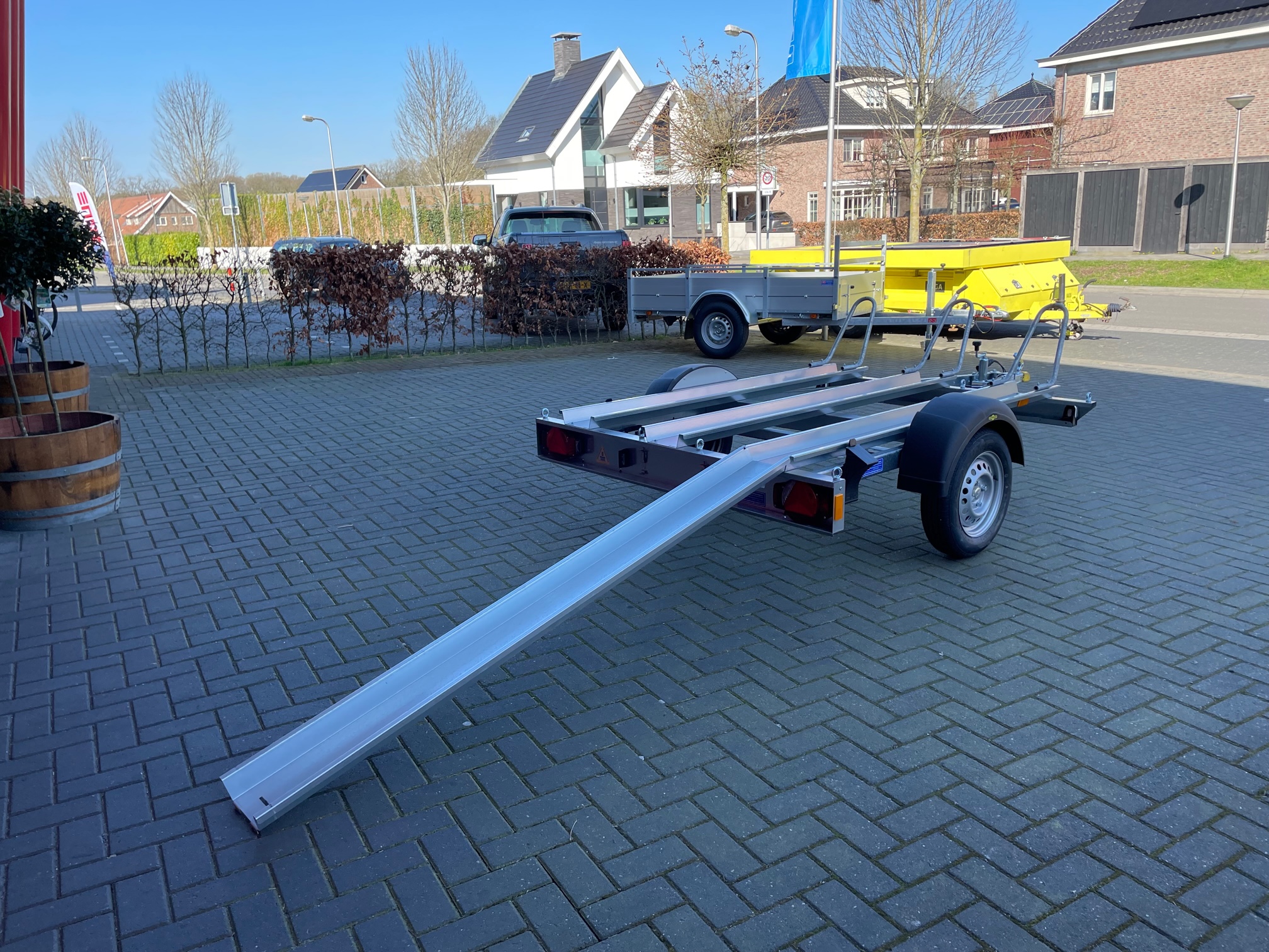 Humbaur HM enkel-as motortransporter