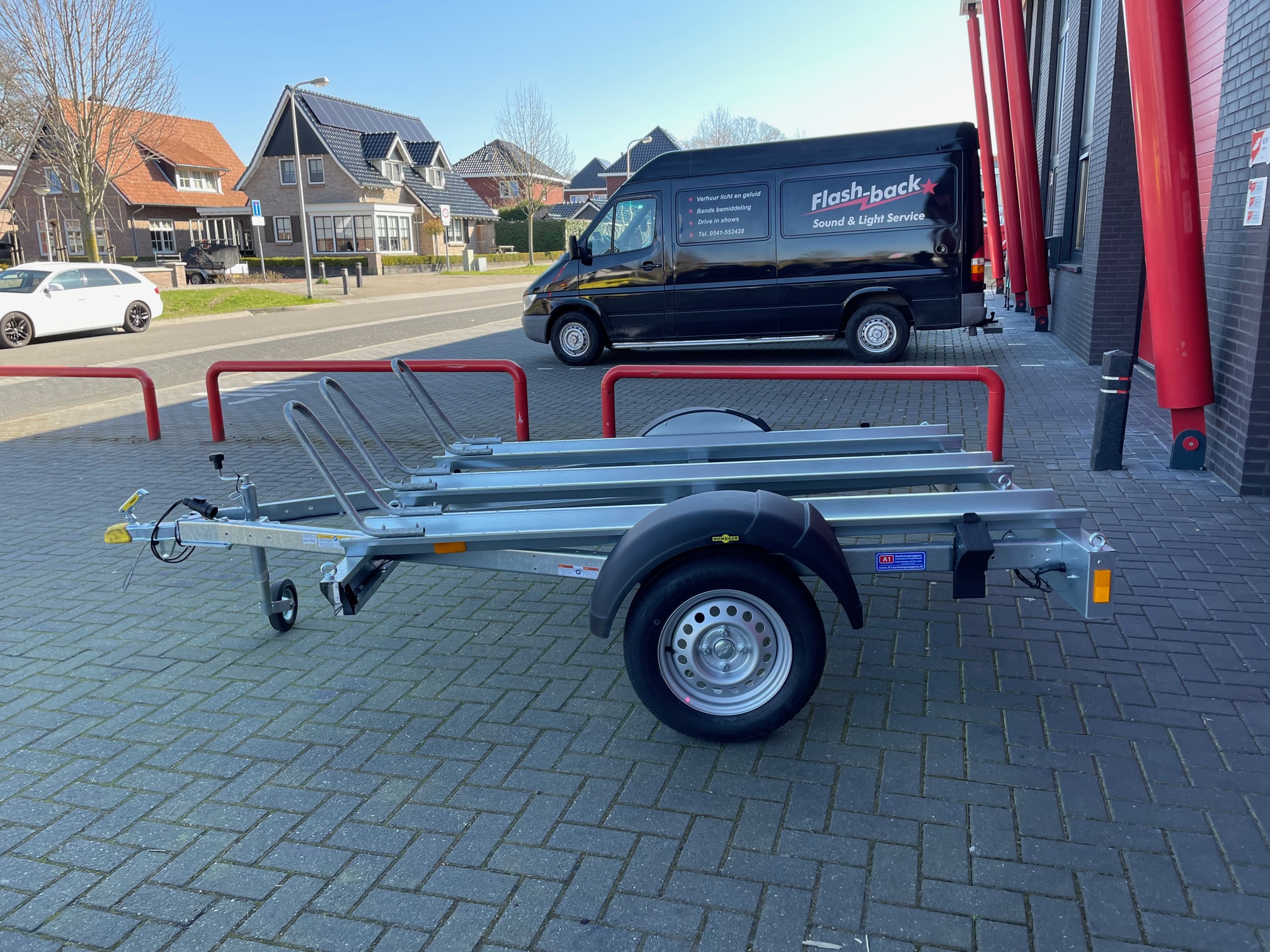 Humbaur HM enkel-as motortransporter