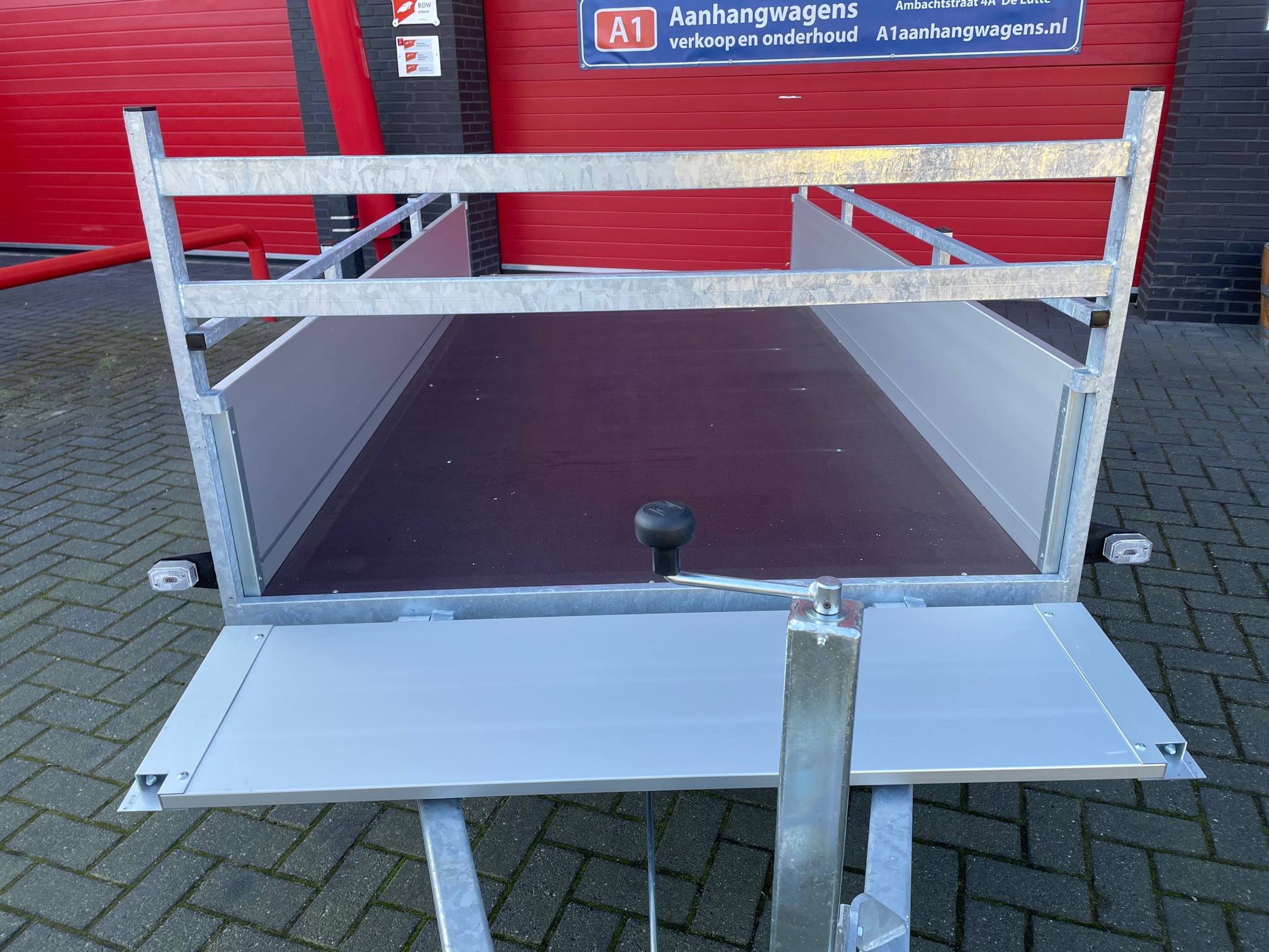 Anssems BSX enkel-as bakwagen 1350kg